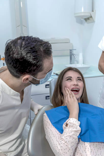 Emergency Dental Filling Replacement in CA